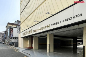 Box Hotel Hanokmaeul Ajung Branch